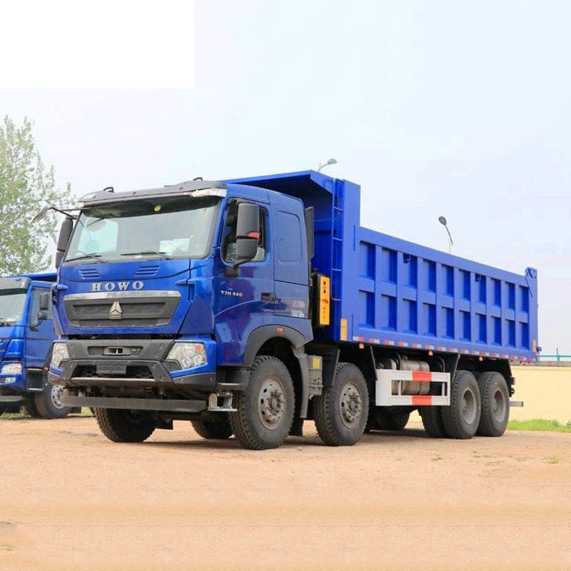 40 тонн 450 л.с. или подержанные грузовики для сброса отходов Sinotruck Howo 8x4 Максимальный крутящий момент Nm ≥2500Nm