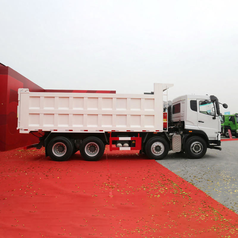 40 тонн 450 л.с. или подержанные грузовики для сброса отходов Sinotruck Howo 8x4 Максимальный крутящий момент Nm ≥2500Nm