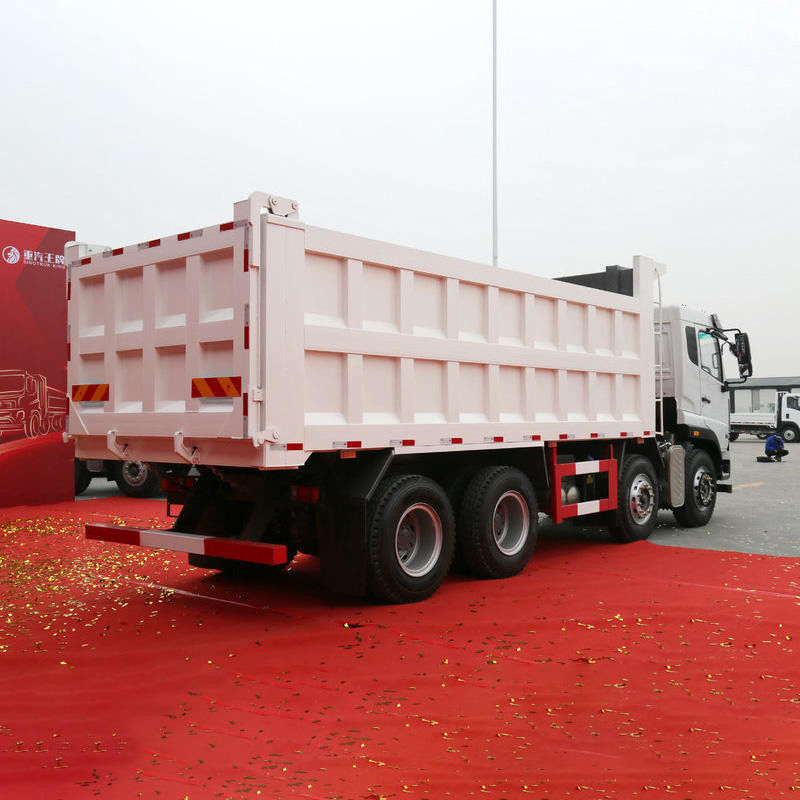 40 тонн 450 л.с. или подержанные грузовики для сброса отходов Sinotruck Howo 8x4 Максимальный крутящий момент Nm ≥2500Nm