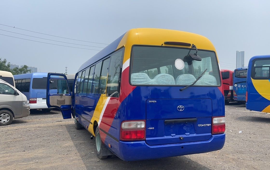 Мотор 6-8 л Левостороннее управление Автобус Toyota Coaster сильно отремонтирован