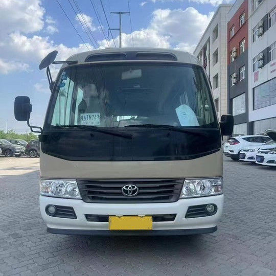 Автобус Toyota Coaster с ручной трансмиссией типа 30 мест с размером 7005*2040*2785 мм