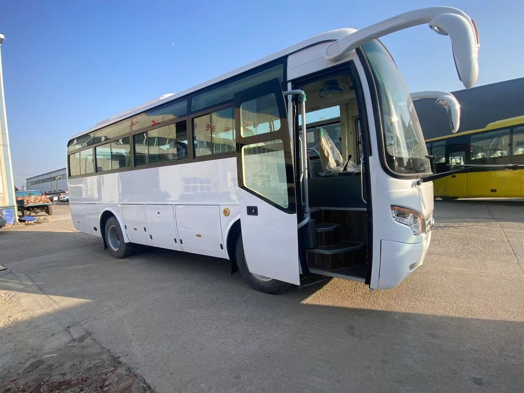 Подержанные автобусы с дизельным двигателем на 35 мест с стандартом выбросов Евро 3 и доступными по цене