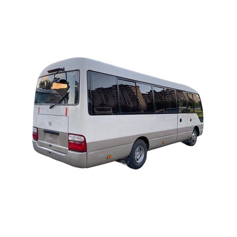 Доступный японский автобус Toyota Coaster с дизельным двигателем и вместимостью 23-30 мест
