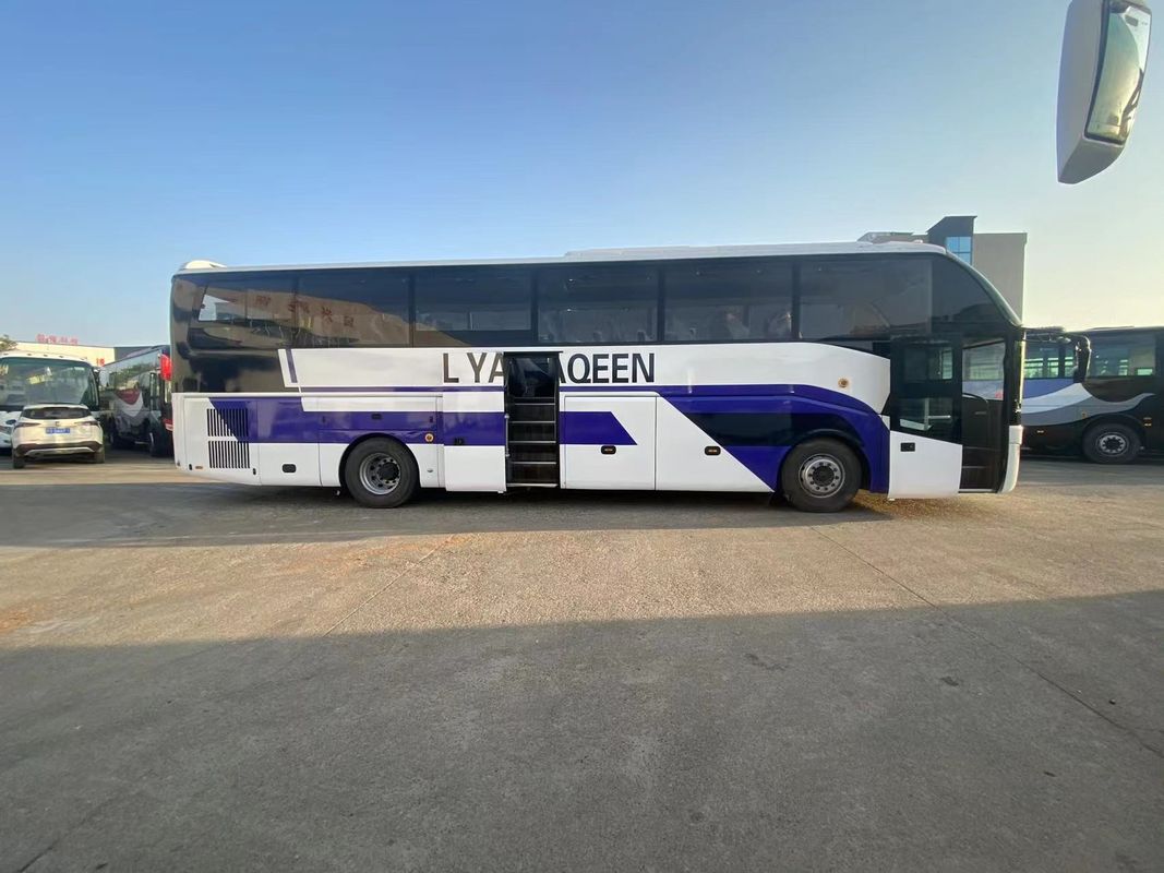 51-местный автобус ZK6122 с рулевым положением LHD и хорошо отремонтированным интерьером