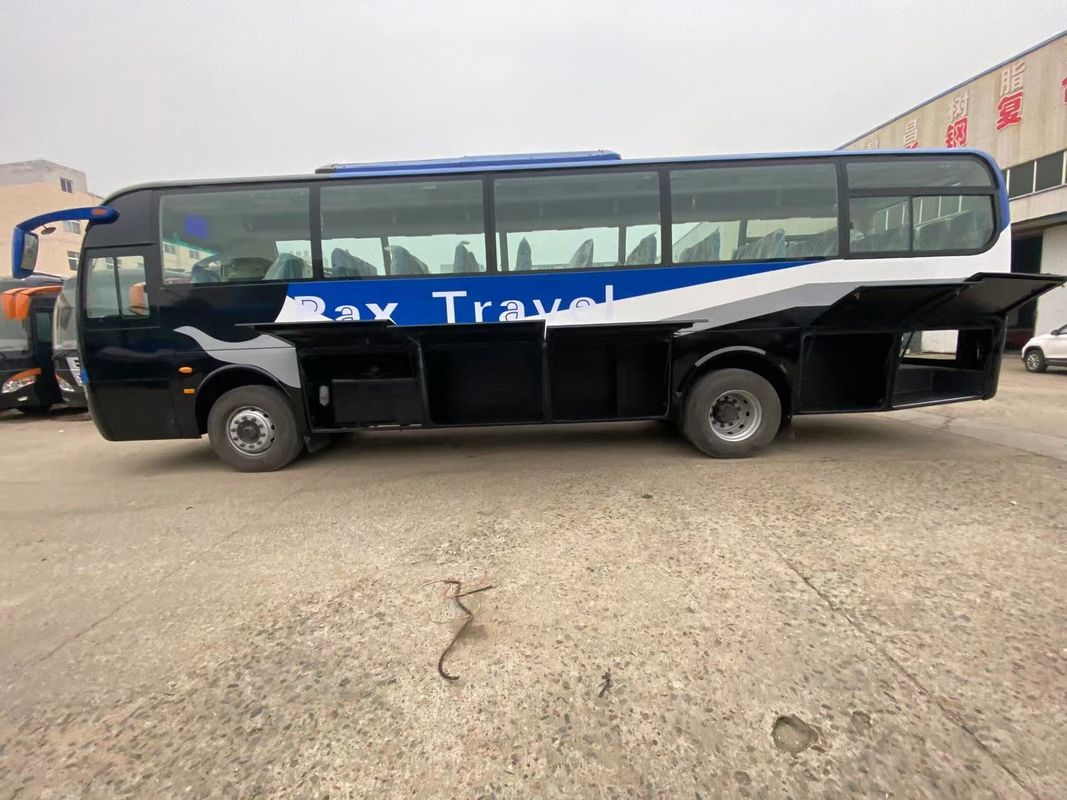 11м 57-местный автобус-коляска Евро 3 Стандарт выбросов Разработан для удовлетворения требований клиента