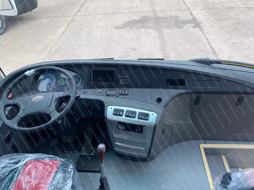 Автобусы с левым приводом на 50 мест и пассажирский автобус Rhd с топливным типом Deisel