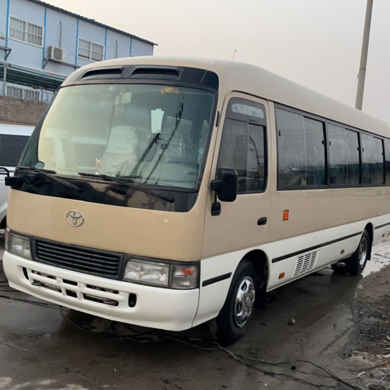 Автобус TOYO TA с 30 местами в хорошем состоянии с дизельным топливом