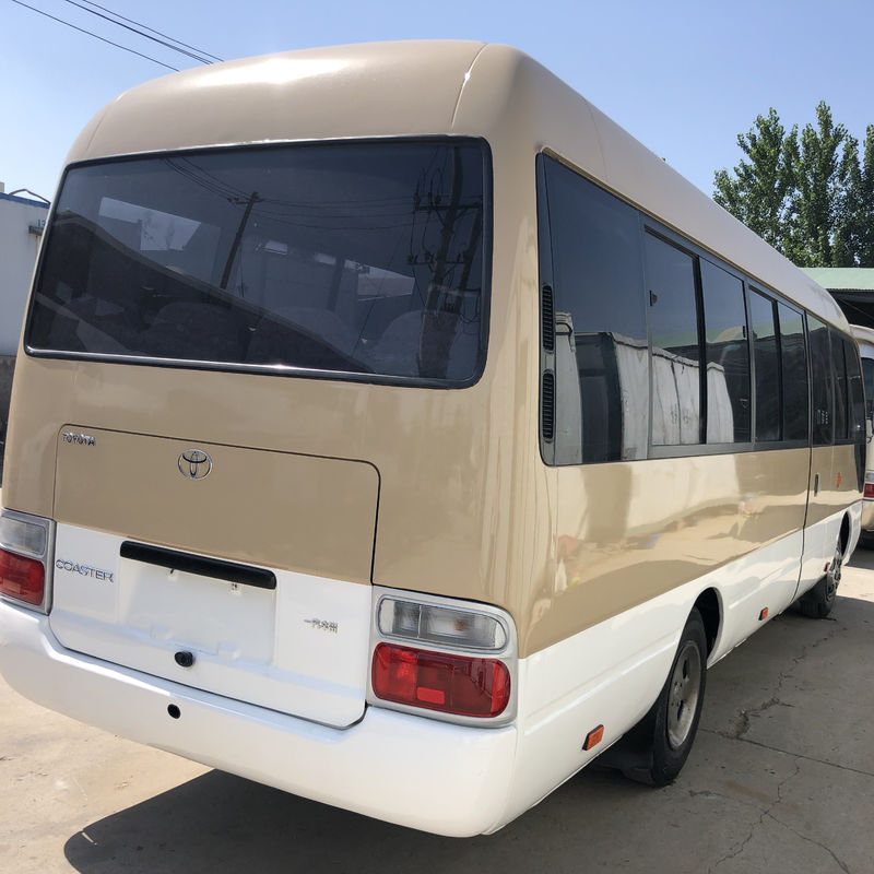 Автобус TOYO TA с 30 местами в хорошем состоянии с дизельным топливом