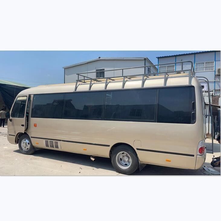 30 мест TOYOTA Coaster Bus с 4-цилиндровым двигателем в отличном состоянии