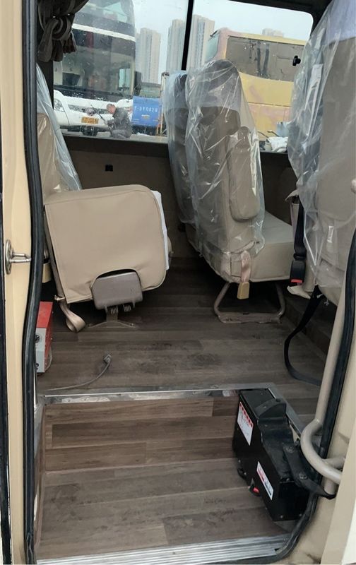 Стандарт выбросов Евро III/Евро IV 30 мест LHD подержанный автобус с кондиционером