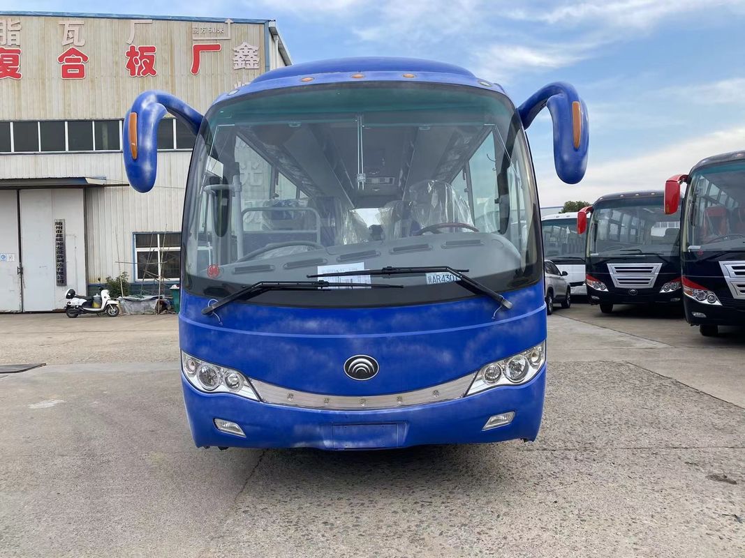 Автобус 35 мест Luxury Coach Bus Подержанный автобус с выбросами Евро 3 и вспомогательным рулевым управлением