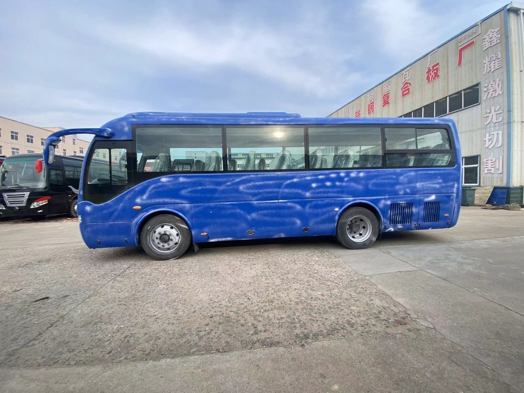 Автобус 35 мест Luxury Coach Bus Подержанный автобус с выбросами Евро 3 и вспомогательным рулевым управлением