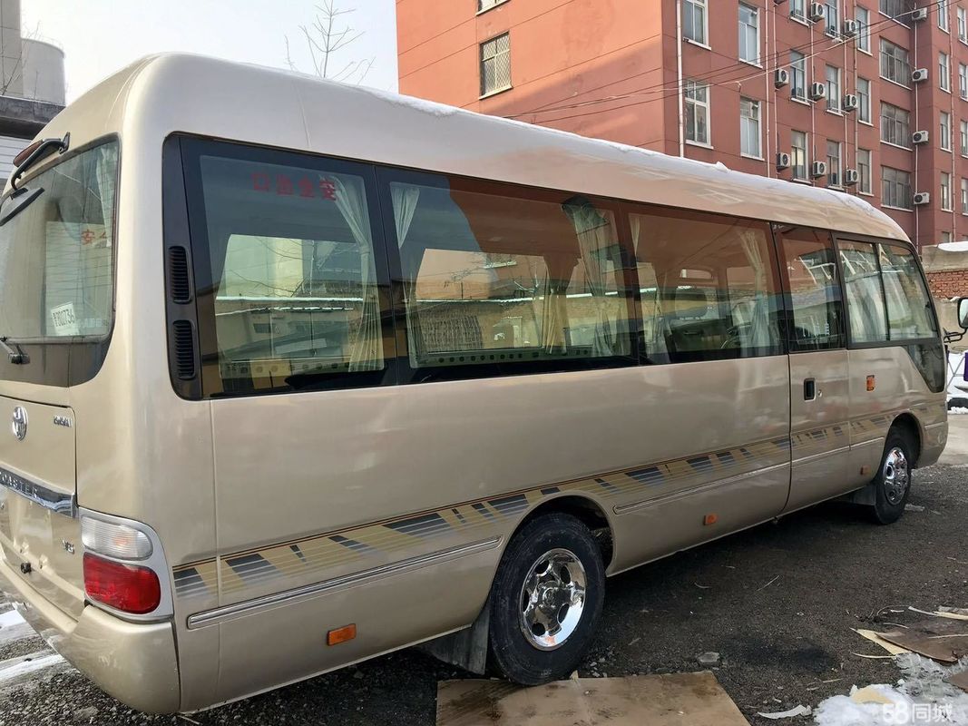 Подержанный 22-30 пассажирских мест Toyot Coaster Bus с передним дизельным двигателем