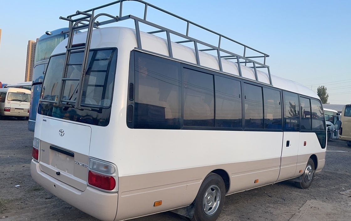 Реконструированный 23 6-местный автобус Toyota Coaster используется с двигателем модели 15B-FT