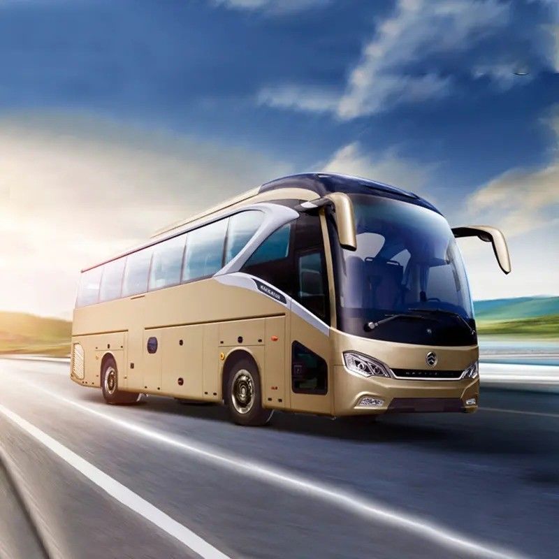 50 мест Роскошный правый руль Водитель автобус в Замбии Использованный и ручная коробка передач