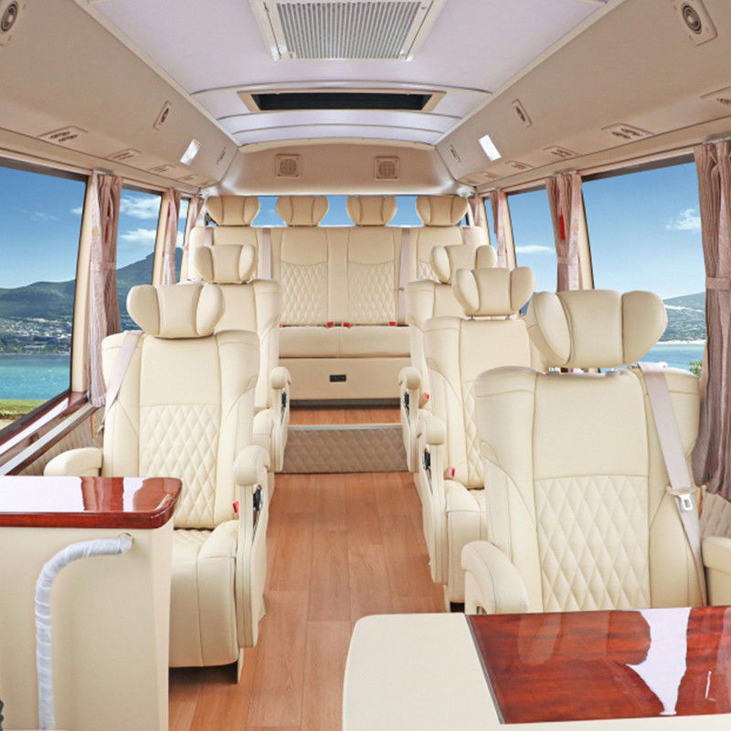 Автобус с максимальной скоростью 100 км/ч и классическим дизельным двигателем модели 7145x2050x2820 мм