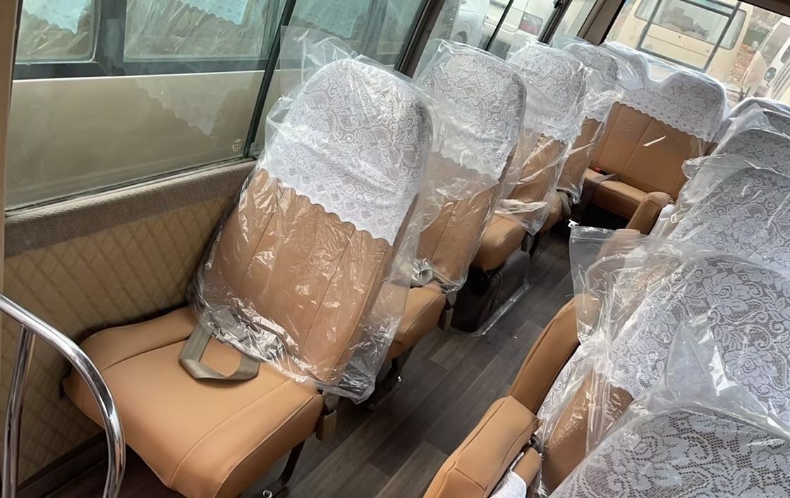 В хорошем состоянии 30 мест подержанный автобус с дизельным топливом с ручной трансмиссией