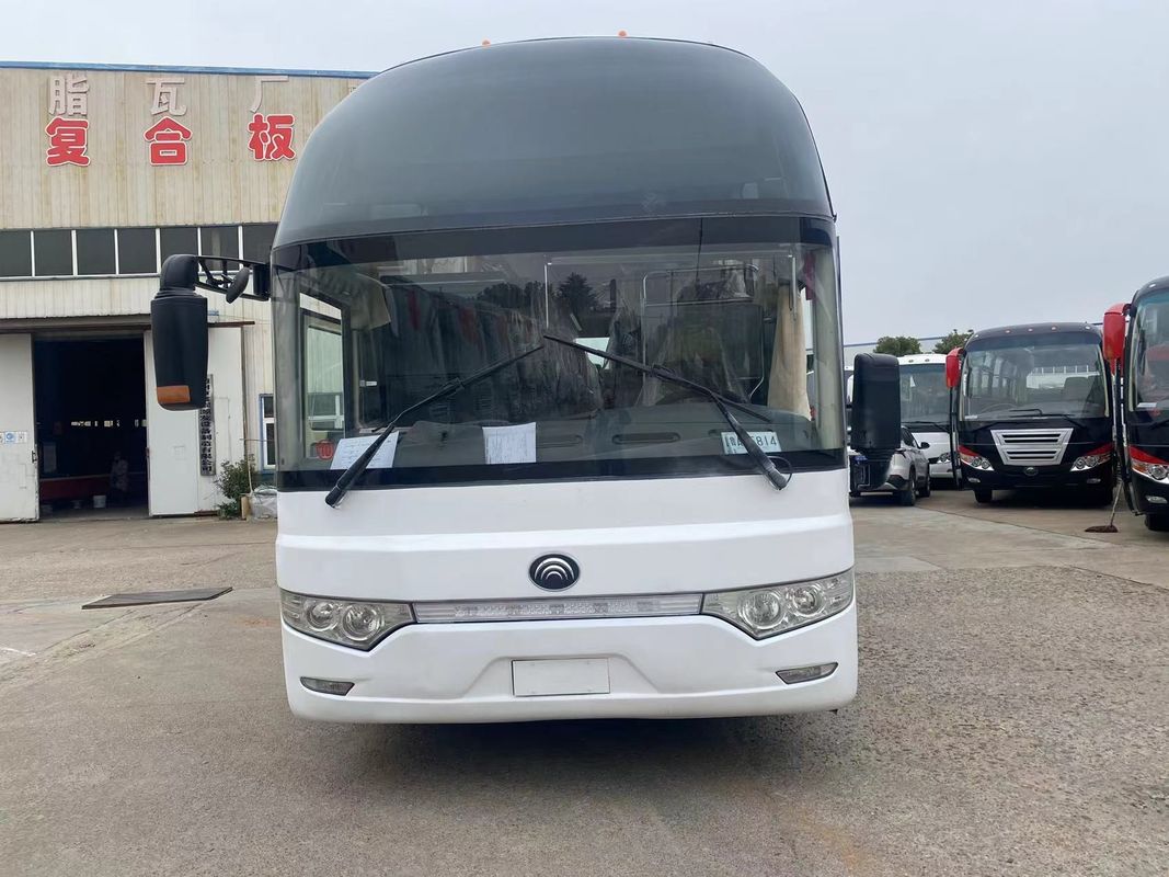 65-местный Youtong Подержанный автобус Дизельный LHD Партийный автобус Роскошный автобус для дальних поездок