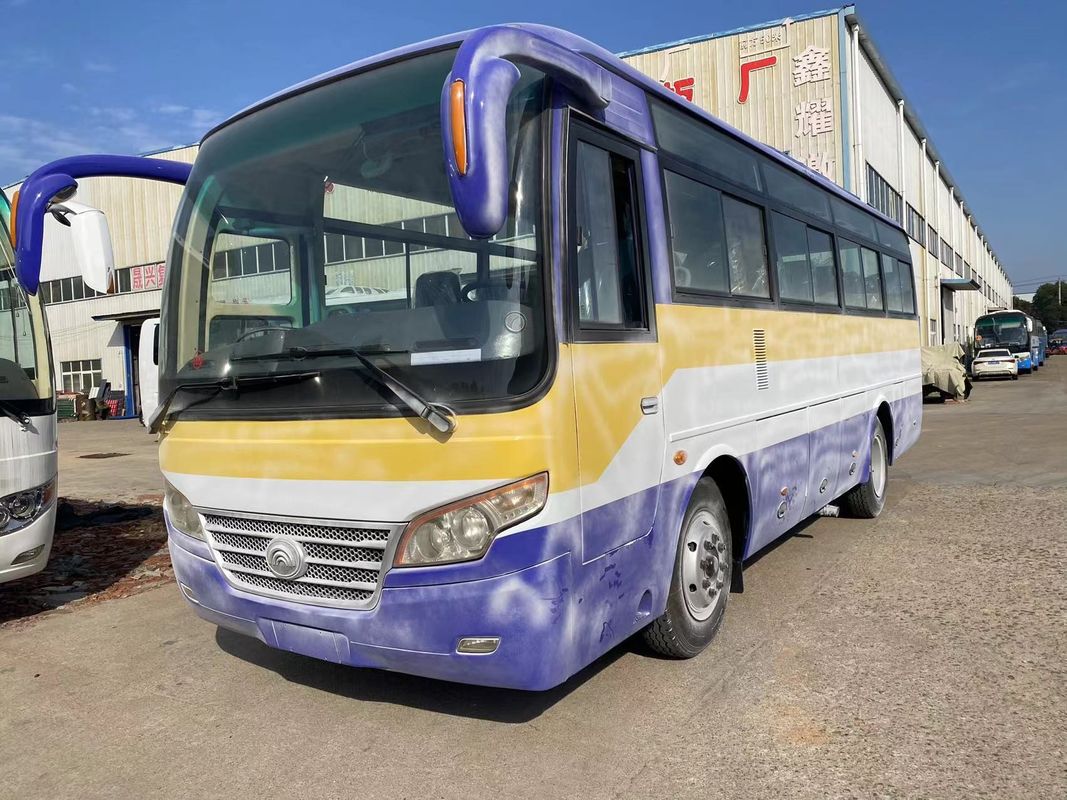 45-местный автобус Youtong Tour Coach с туалетом и ручной коробкой передач по хорошим ценам