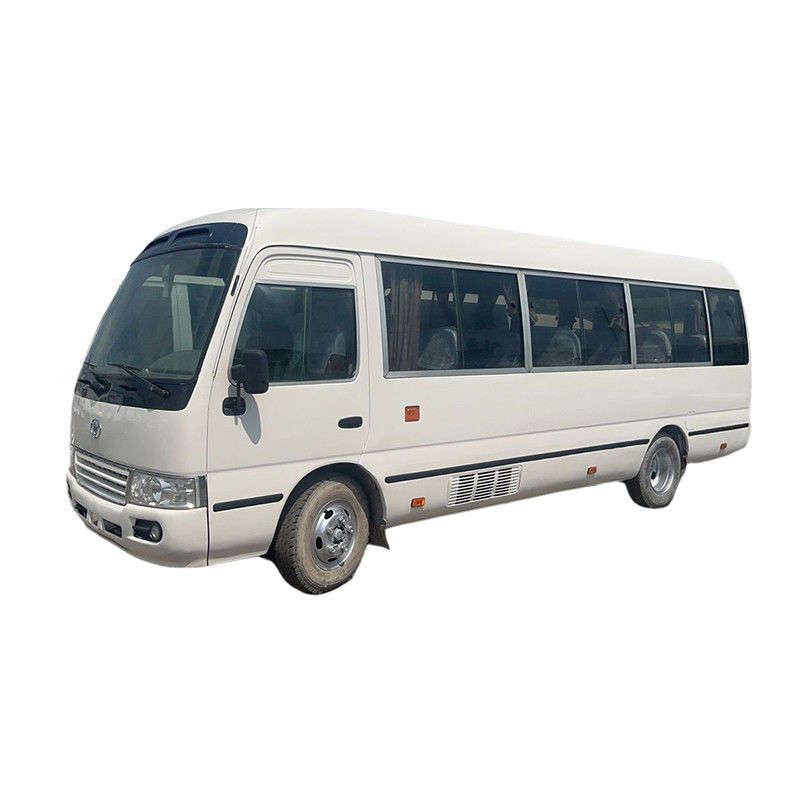 30-местный автобус Toyo ta Coaster с шинами 9.00R20 и удобными местами для сидения