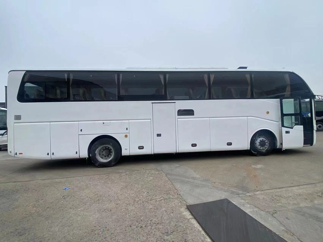 Положите свои руки на автобус 6122 50-65 мест с ванными комнатами вес 18000 кг