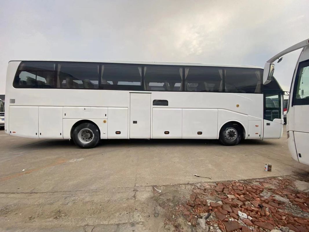 Положите свои руки на автобус 6122 50-65 мест с ванными комнатами вес 18000 кг