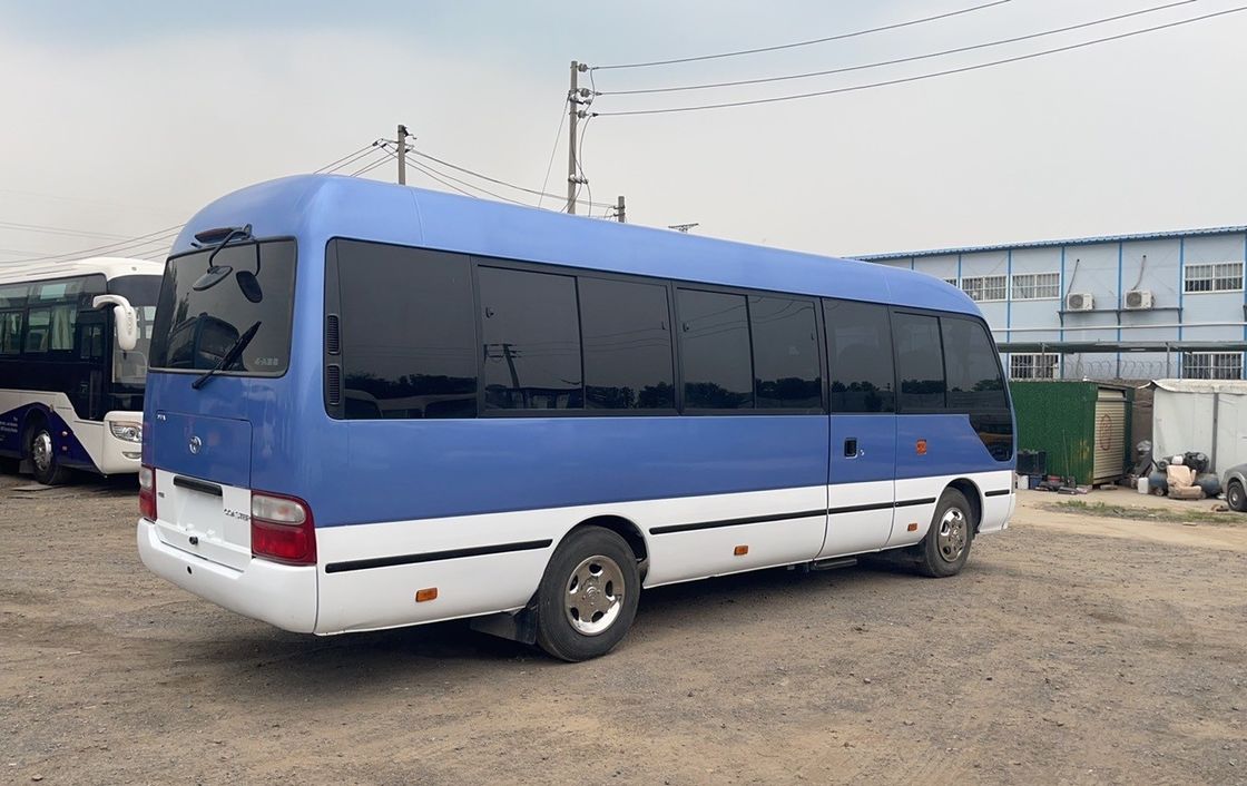 Роскошный 21-местный мини-автобус Toyota Coaster с двигателем 4L шины 255/70R 22.5-16