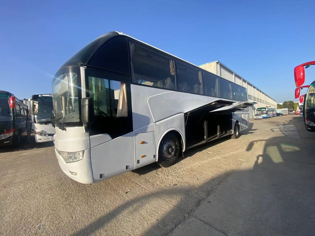 Удобный 65-местный автобусный автобус с вместимостью 6 8L двигателя и подвеской листья