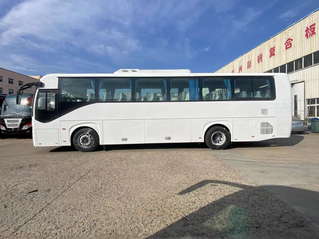 Тип ручной трансмиссии Используемый Youtong Bus с левым приводом и вспомогательным рулевым управлением
