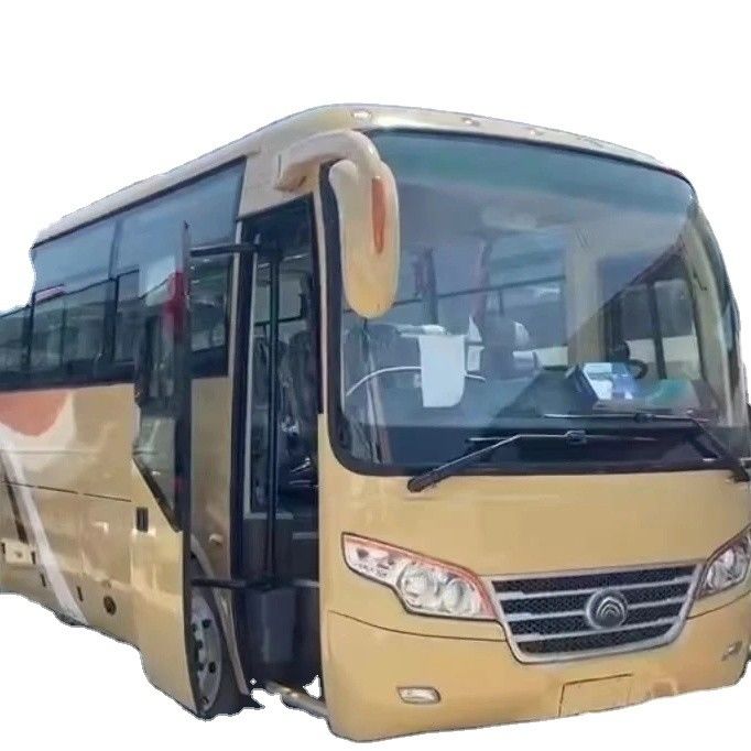 Автобусы для длительных поездок с шинами 8.25R20 и двигателем емкостью 4-6 л