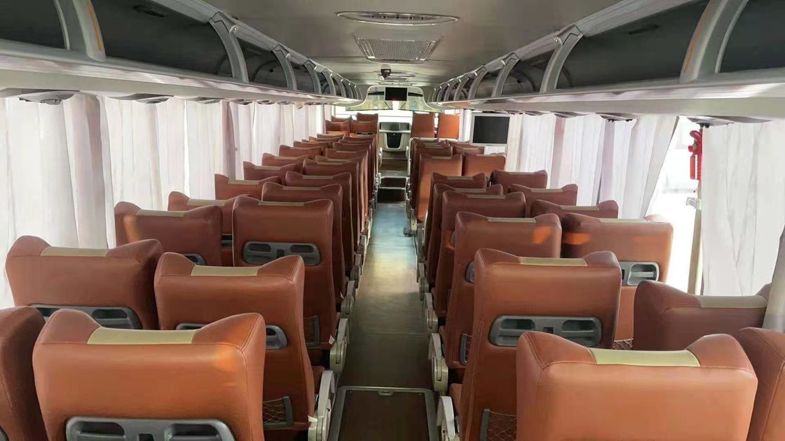 65-67 мест LHD Coach Bus с дизельным топливом и максимальной скоростью 100 км/ч