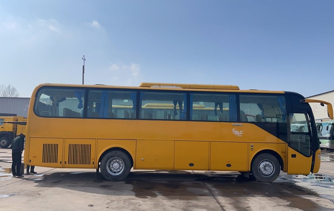 Подержанный задний двигатель Желтый школьный группы Туровые автобусы Двигатель вместимостью 8 л топливный тип дизель