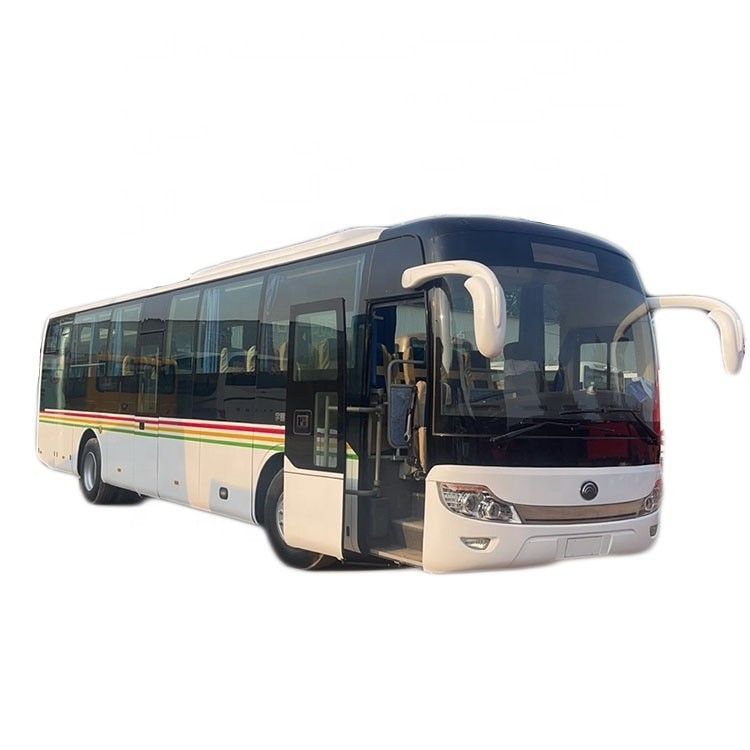 Автобус с дизельным двигателем и шинами 11R22.5 в хорошем состоянии.