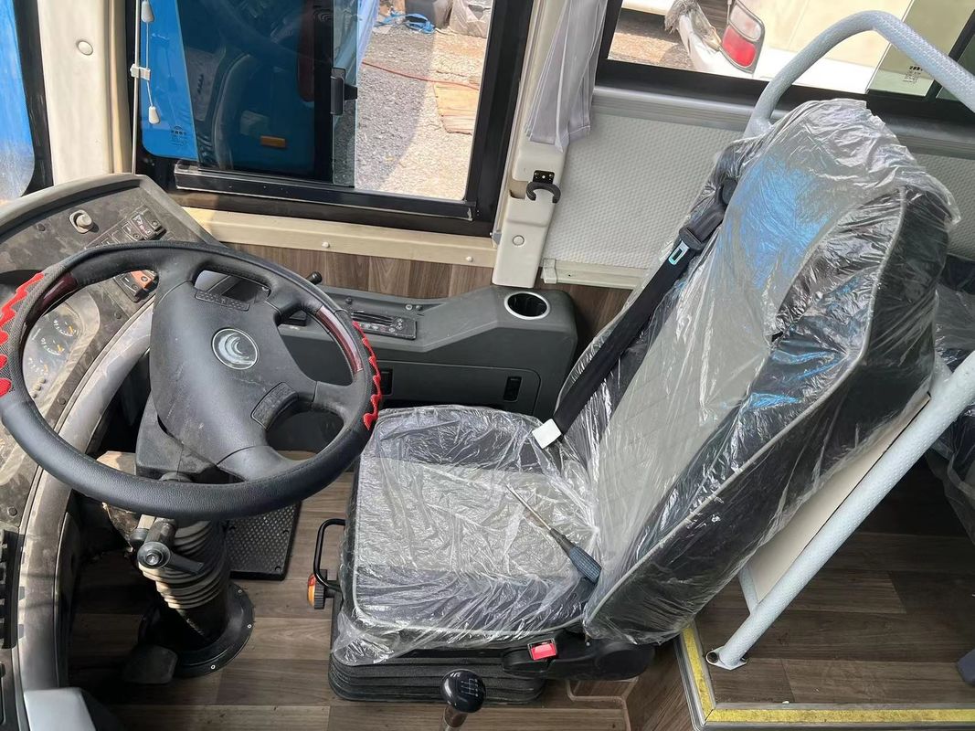 50 мест RHD Yu Tong Автобус Правый руль Автобусы для туров Автобус Евро 3 Ручная коробка передач