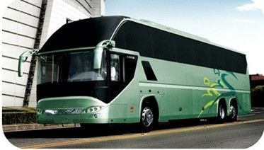 60-местный роскошный модель автобус с Dongfeng Dona Axle и 298/80R22.5 шины в лучшем случае