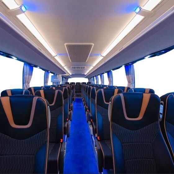 Колесная база 5100 мм FAST6DS95T 100 км/ч Дизель 43 места 50 мест Роскошный 11M Подержанный автобус