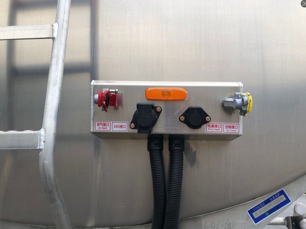 Дизельный танкер из алюминиевого сплава для Африки 44м3 жидкий дизельный полуприцеп бензиновое топливо