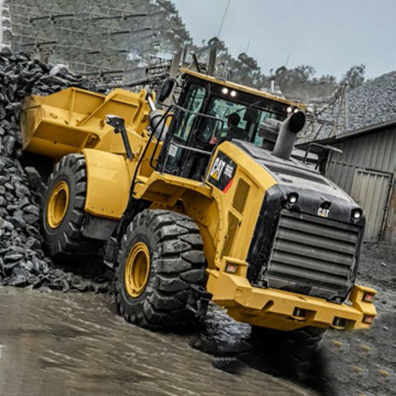 6 тонн Caterpillar 966L Подержанный колесный погрузчик с низким расходом топлива и хорошим состоянием