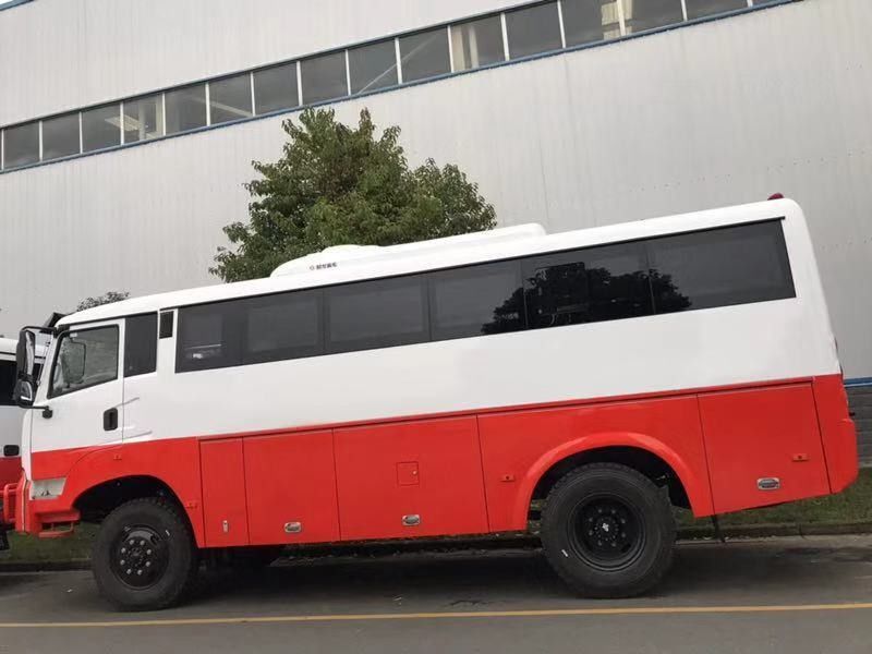 30 мест 4X4 4WD средний автобус двойной цепи полный воздушный тормоз и A / C Dongfeng EQ6750ZT